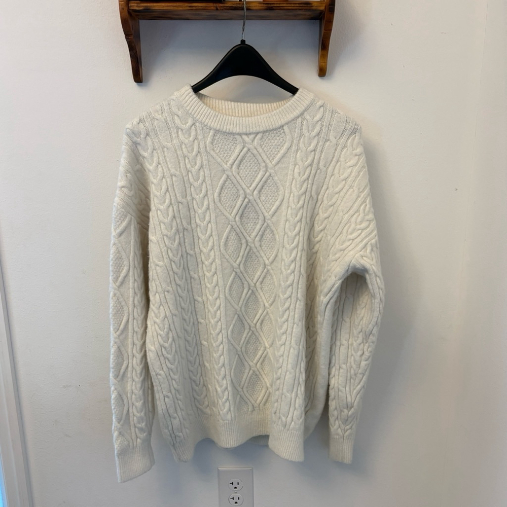 Aelfric Eden Retro 90s Cable Knit Sweater Size Medium Oversized